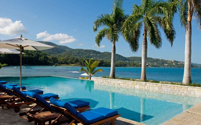Round Hill Hotel And Villas