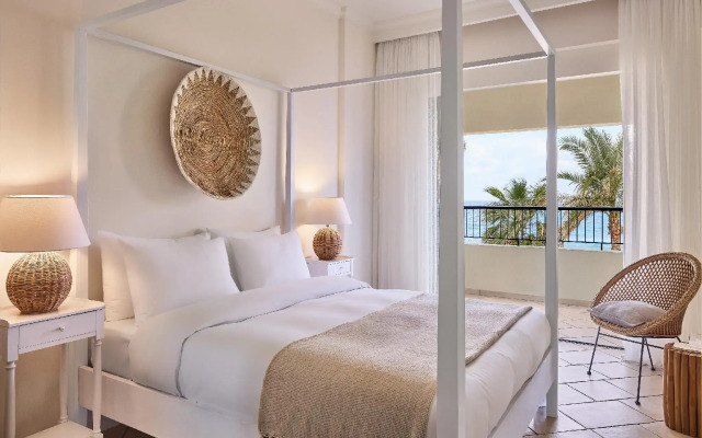 Grecotel Plaza Beach House