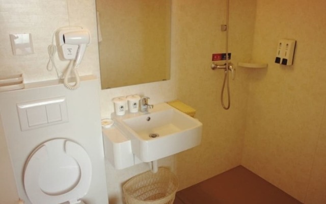GreenTree Inn LiuAn WanXi Avenue ShengLi Road Express Hotel