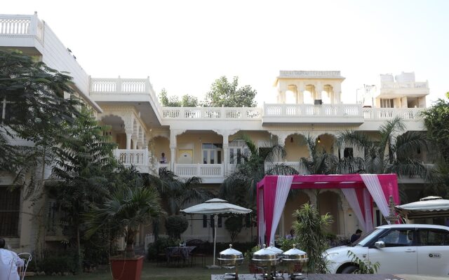 OYO 10283 Hotel Jaipur Darbar