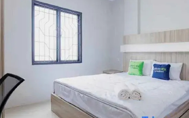 Urbanview TeBeYe Syariah UNS Solo