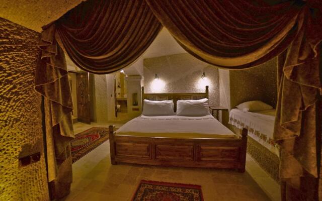 Grand Cave Suites