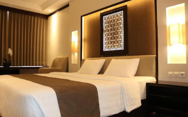 Tanjung Plaza Hotel