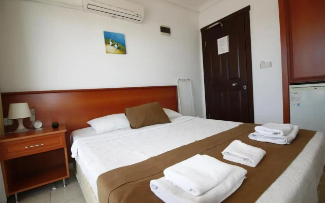 Bonapart Hotel