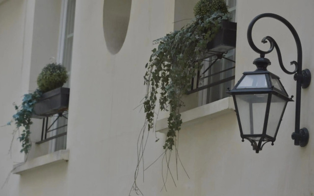 Hotel Unic Renoir Saint Germain