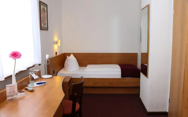 City Hotel Journal