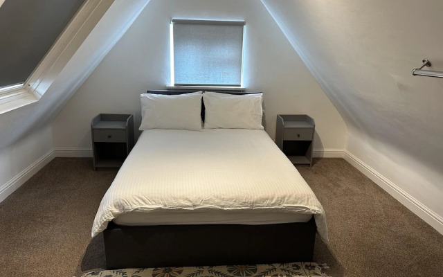 London Luxury Apartment - Finchley Road Retreat