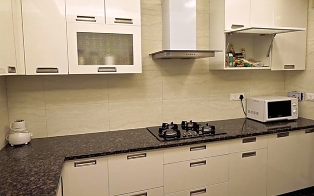 Woodpecker Service Apartments - Green Park