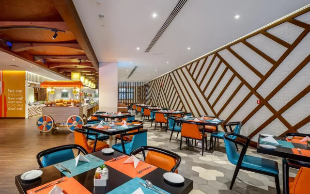 Flora Inn  Dubai Airport