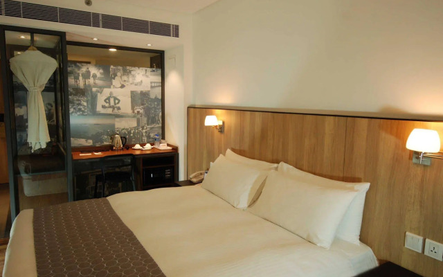 Macau Hotel S
