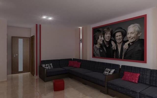 Rok otel' Pervaja Linija