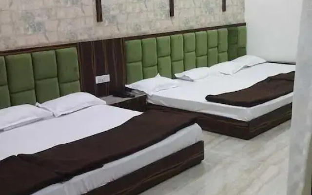 Hotel SR Siddhivinayak