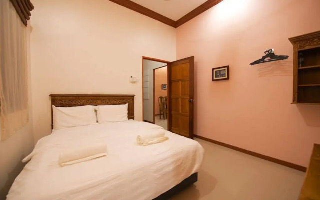 Pak Raja Villas