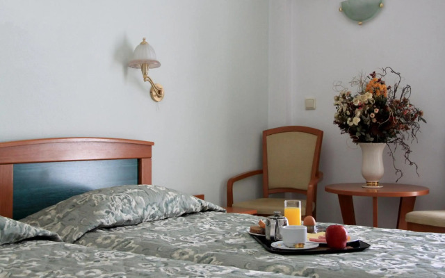 Hotel Platon