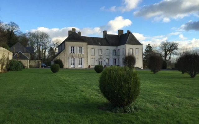 Château d'Asnieres en Bessin