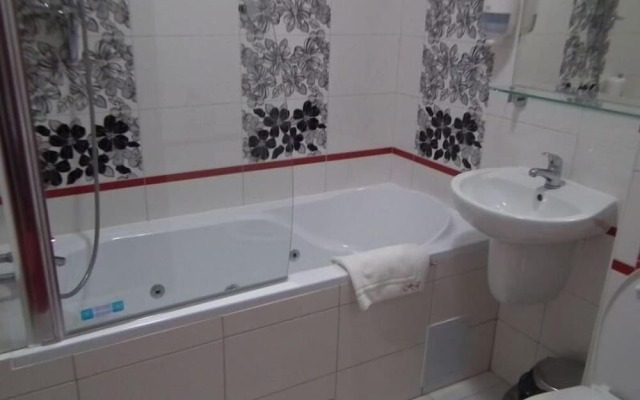 Hotel Rytwiany Nowy Dworek