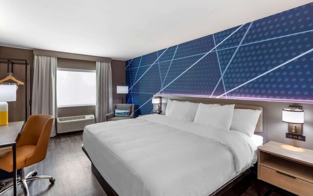 Super 8 Motel - Racine