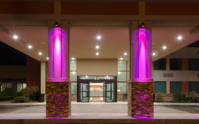 Crowne Plaza Boston - Woburn by IHG