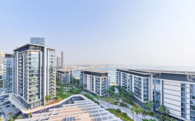 Spectacular 3BR plus 1 - DUBAI EYE view