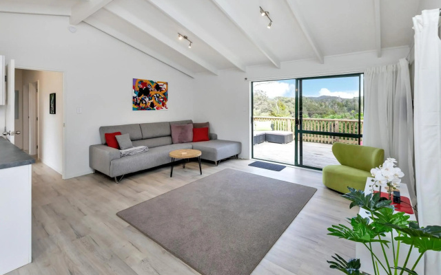 Lofty Te Haumi - Paihia Holiday Home