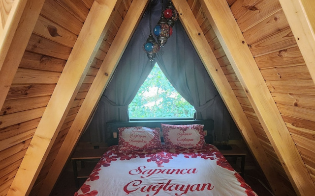 Sapanca Bungalow Otelleri (Sapanca Çağlayan Bungalow)