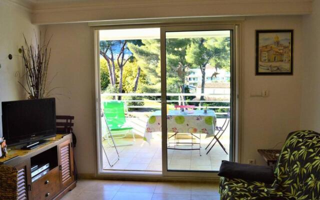 Appartement Cavalaire-sur-Mer, 2 pièces, 4 personnes - FR-1-226B-81