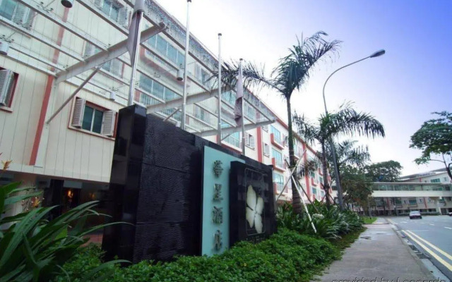 Link Hotel