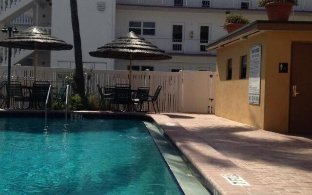 Surf Rider Resort