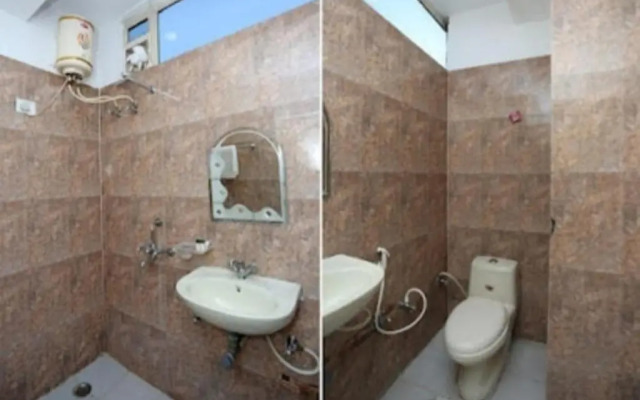 Hotel Gwal Palace By WB Inn