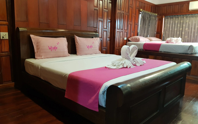 PoonSook Resident Hotel