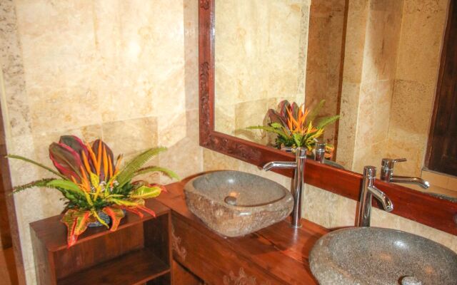 Villa Borobudur Resort