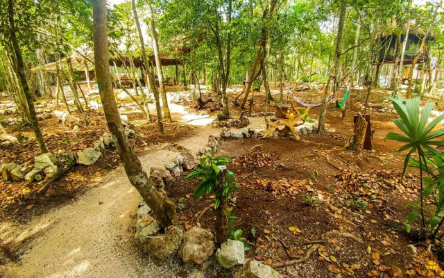 Casa Aztlan