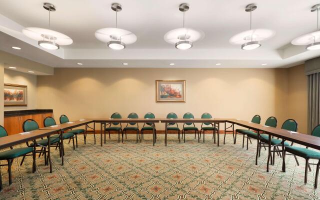 Hampton Inn & Suites Williamsburg-Central
