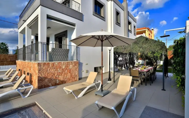 Amazing Villa Near Ibiza Town