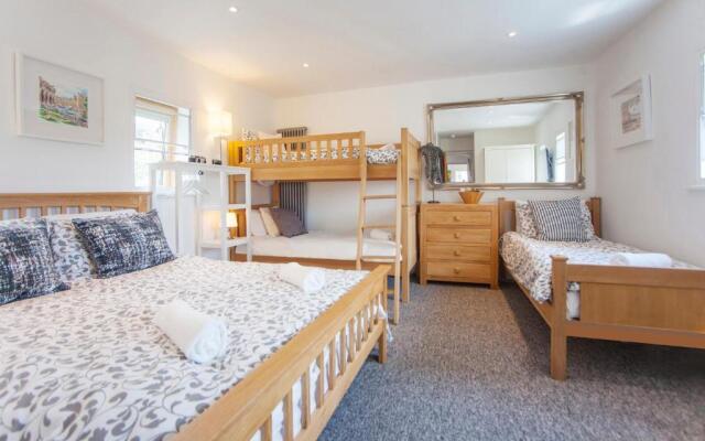 The Roof Terrace Maisonette - City Centre (BSM)