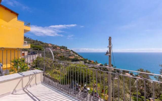 Serena 1 in Alassio With 2 Bedrooms and 2 Bathrooms