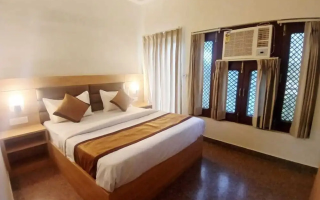 Hotel Devi Ram Atithi Bhawan Vrindavan