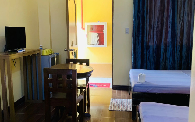 Vicente Aguirre Rooms