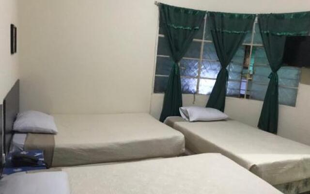 Hotel Mayestic