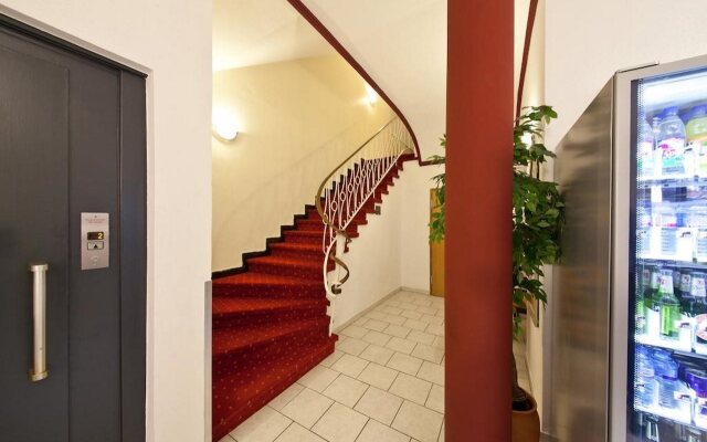 Hotel Palm Premium