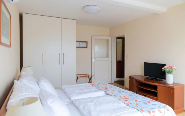 Hotel Orion