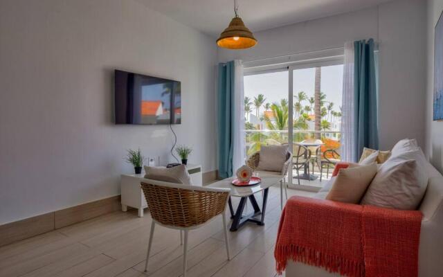 New 1 Bedroom with Beach access & Pool - NB302