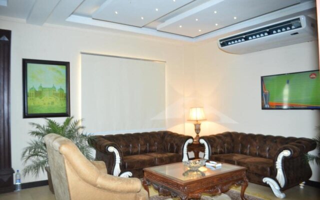 Hotel One Sukkur