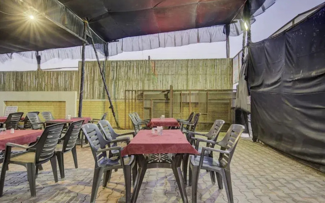 OYO 24125 Hotel Aakash