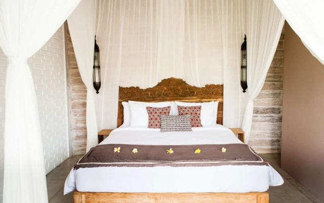 Luxury 12 Bedroom Villa With Private Pool, Bali Villa 2027 – Guest Rooms – Kerobokan