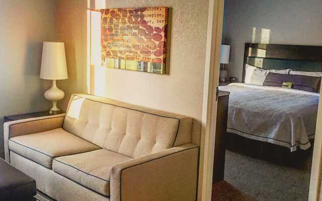 Home2 Suites by Hilton Anchorage / Midtown