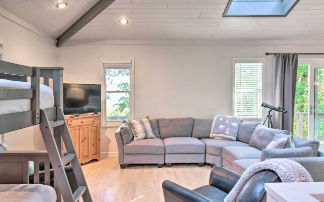 Highlands Home w/ Fireplace, Views, & Trails!