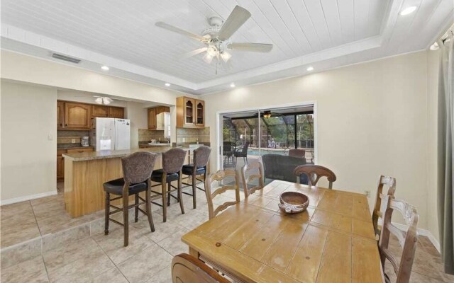 Egret Beach House - Two Bedroom Home