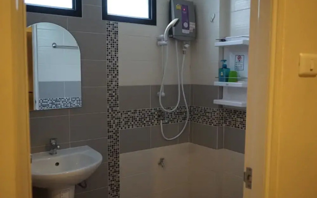 Wuttiwan Apartment