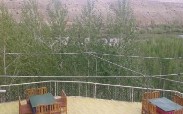 Hotel Suru View